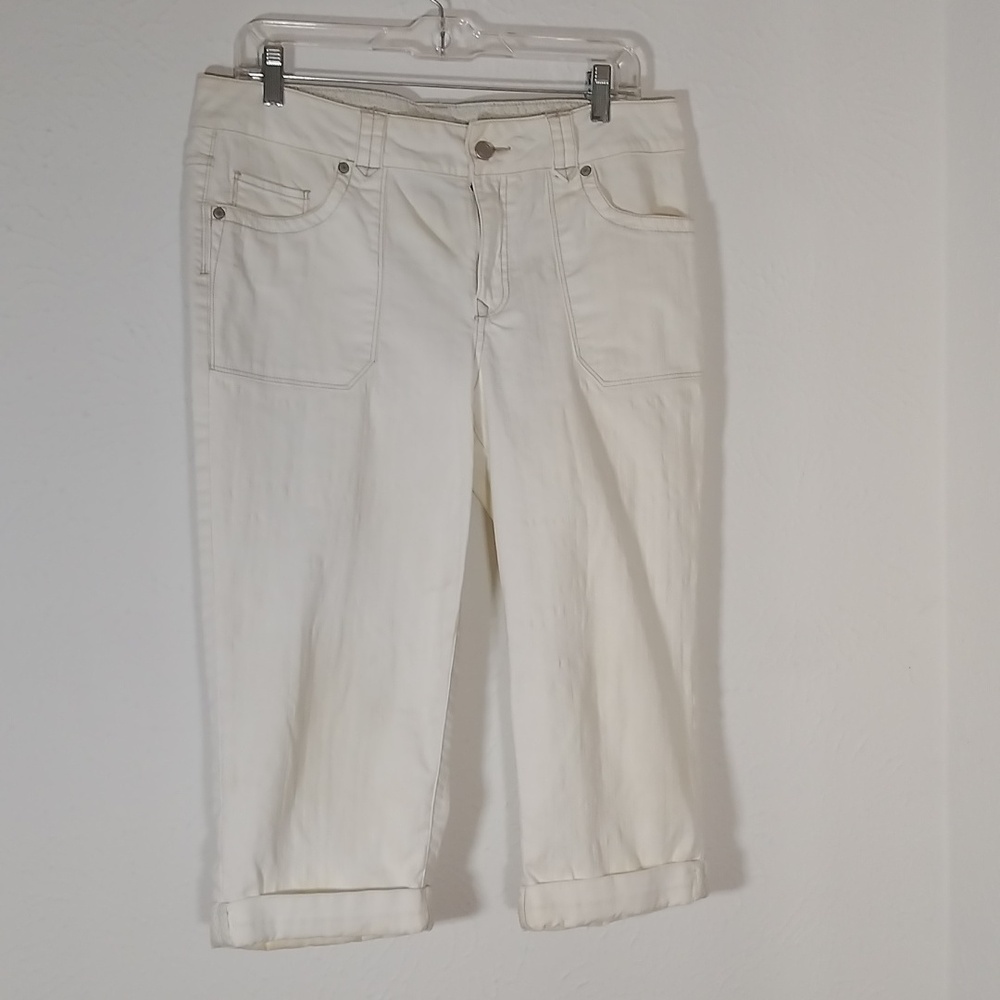 Faded Glory Size 12 White Capri Jeans